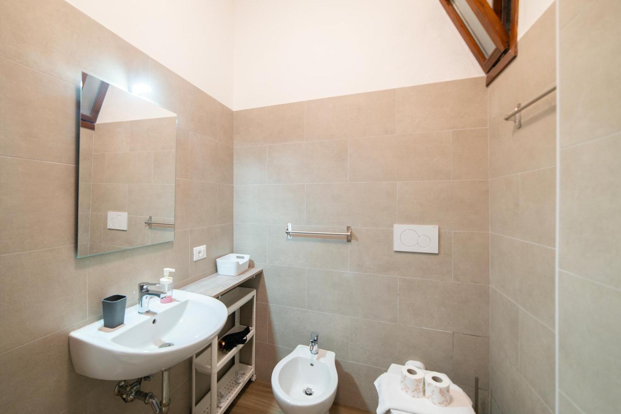 Twin Grande, Grazioso Pied-A-Terre A Venezia Apartment Luaran gambar