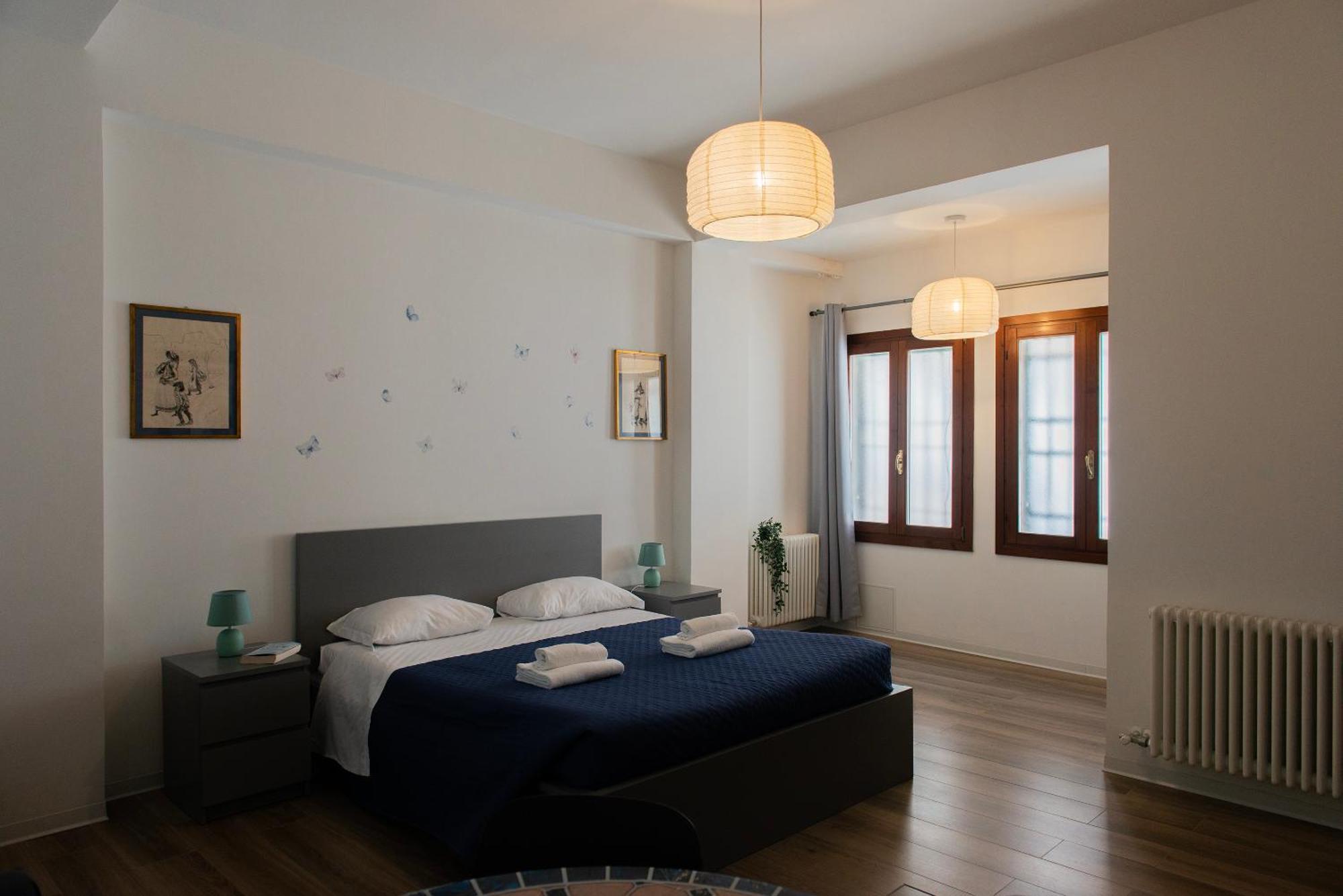 Twin Grande, Grazioso Pied-A-Terre A Venezia Apartment Luaran gambar